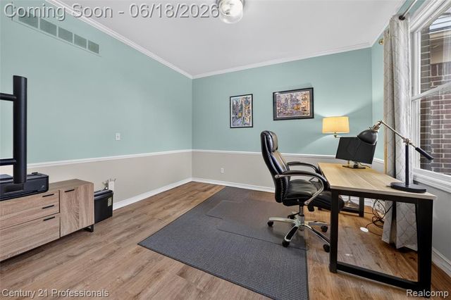 1892 Ring Neck Drive, Rochester, MI 48307