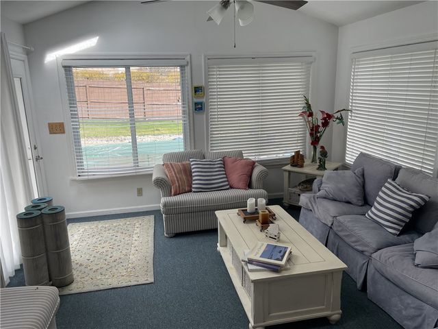 533 Austin St, Hempfield Twp, PA 15601