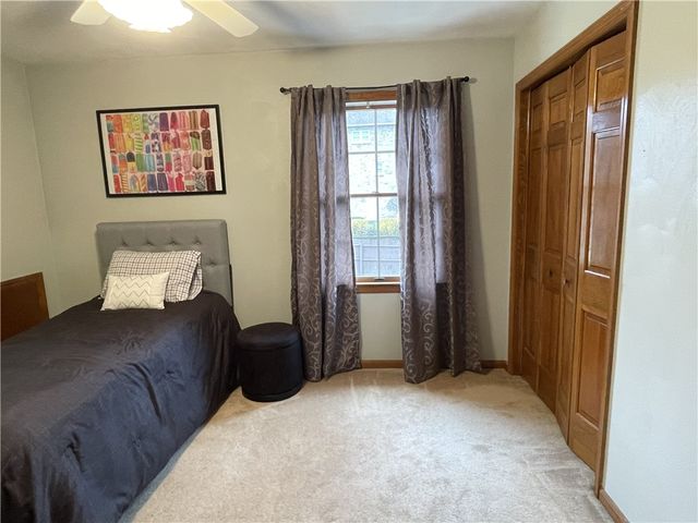 533 Austin St, Hempfield Twp, PA 15601