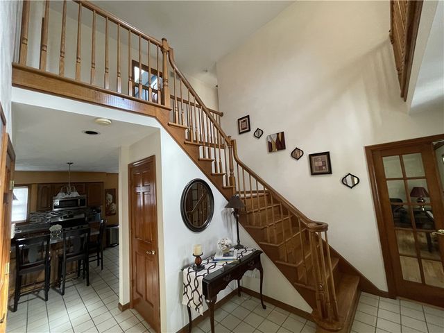 533 Austin St, Hempfield Twp, PA 15601