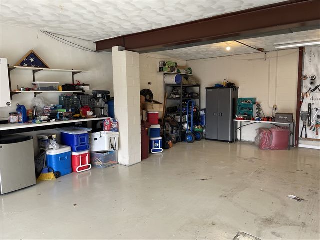 533 Austin St, Hempfield Twp, PA 15601