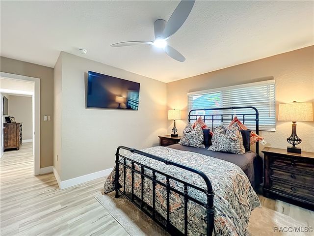 710 SE 1st Court, Crystal River, FL 34429