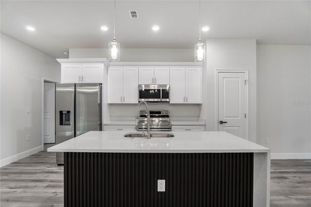 1902 W ADELIA PLACE, Citrus Springs, FL 34434