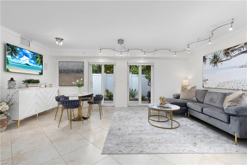 445 3rd AVE S # 102, Naples, FL 34102