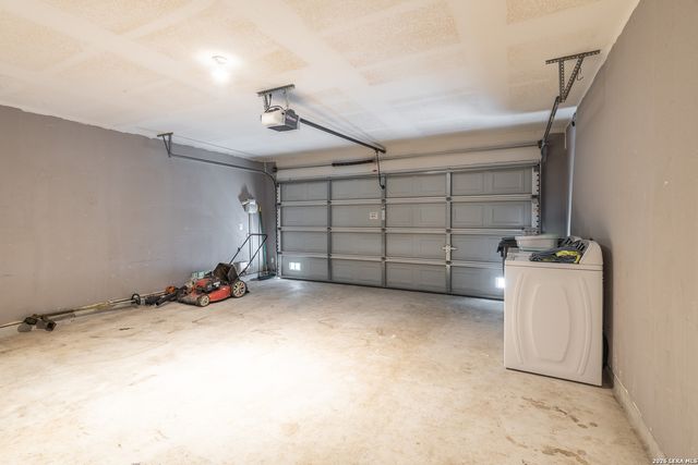 229 Hereford St, Cibolo, TX 78108