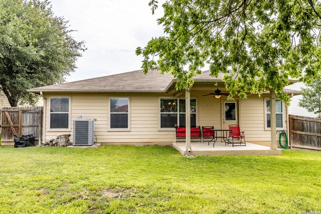 229 Hereford St, Cibolo, TX 78108