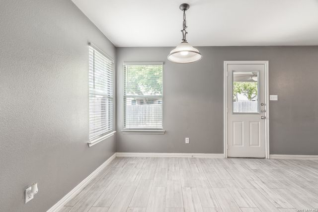 229 Hereford St, Cibolo, TX 78108