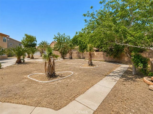 13243 Dover Way, Victorville, CA 92392
