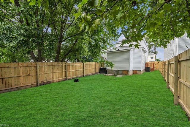 317 Boat ST, Suffolk, VA 23434