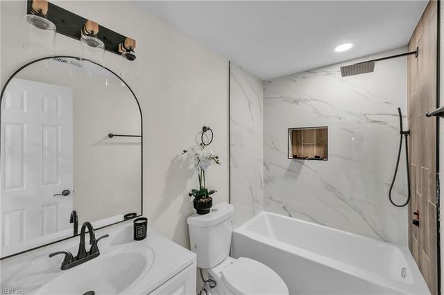 317 Boat ST, Suffolk, VA 23434