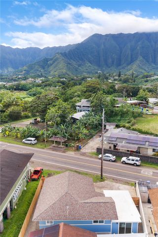 47-733 Kamehameha Highway, Kaneohe, HI 96744