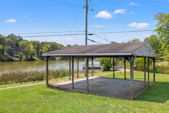 1545 Beaver Lake Road Road, Lawrenceburg, KY 40342