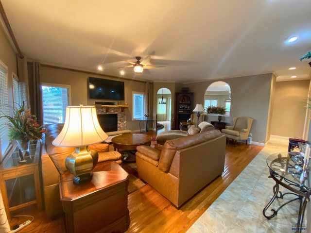 4105 FARVIEW DR, Rapid City, SD 57702