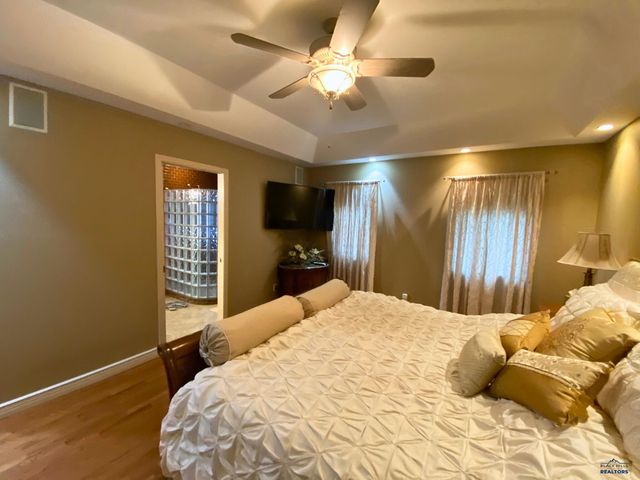 4105 FARVIEW DR, Rapid City, SD 57702