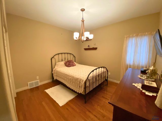 4105 FARVIEW DR, Rapid City, SD 57702