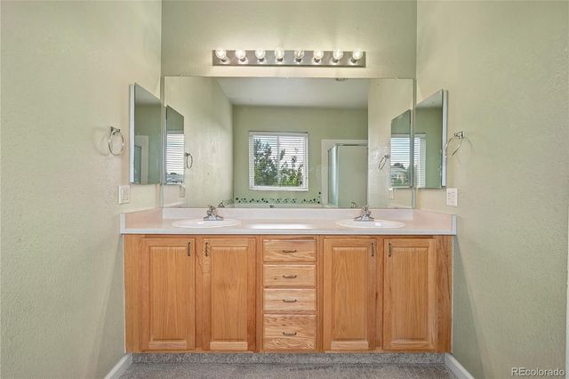 23394 E Heritage Parkway, Aurora, CO 80016