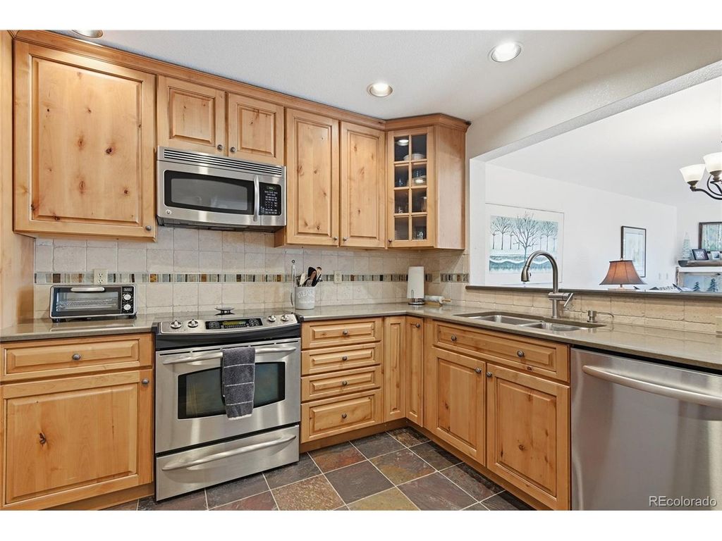 31819 Rocky Village Dr 314, Evergreen, CO 80439