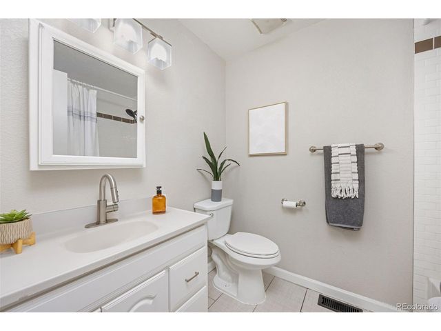 9220 Perry St, Westminster, CO 80031