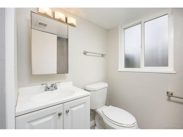 9220 Perry St, Westminster, CO 80031