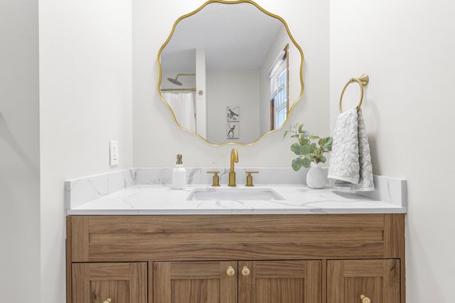 530 173rd Avenue NE, Andover, MN 55304