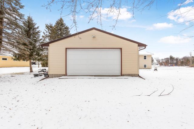 530 173rd Avenue NE, Andover, MN 55304