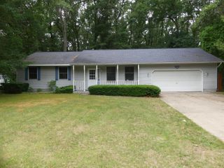 2157 Deerwood Drive, Muskegon Twp, MI 49457