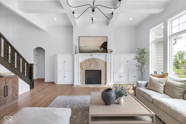 11521 Willow Bend Drive, Zionsville, IN 46077