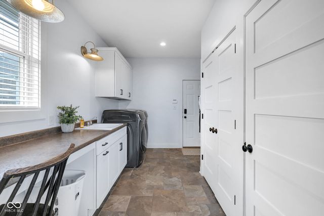 11521 Willow Bend Drive, Zionsville, IN 46077