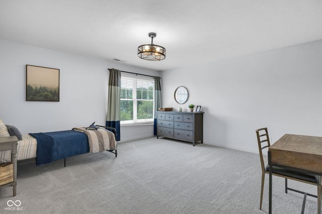 11521 Willow Bend Drive, Zionsville, IN 46077