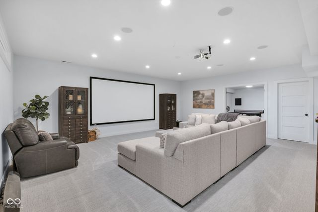 11521 Willow Bend Drive, Zionsville, IN 46077