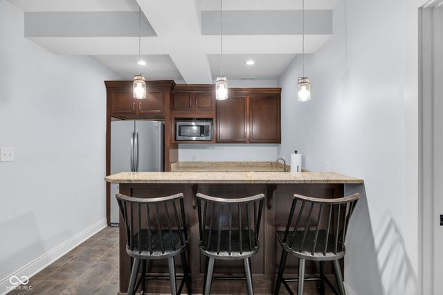 11521 Willow Bend Drive, Zionsville, IN 46077
