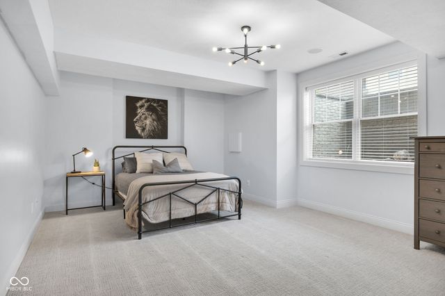 11521 Willow Bend Drive, Zionsville, IN 46077