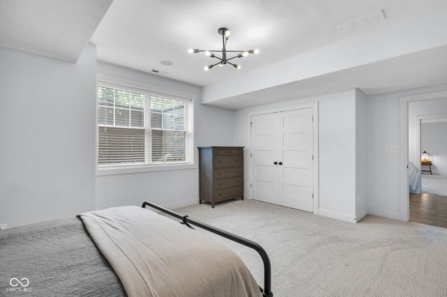 11521 Willow Bend Drive, Zionsville, IN 46077