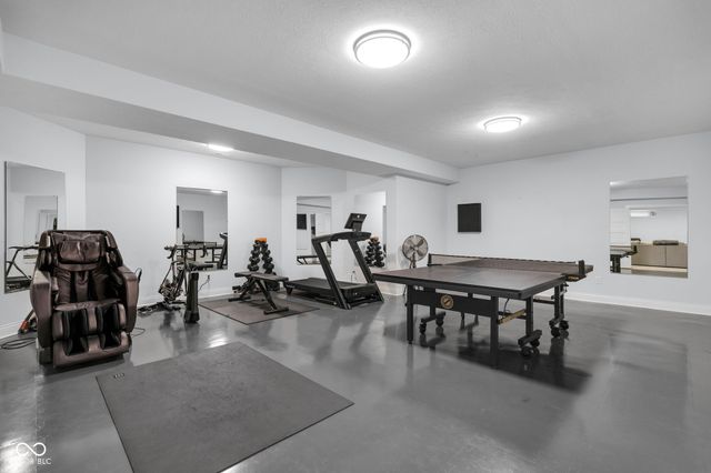 11521 Willow Bend Drive, Zionsville, IN 46077