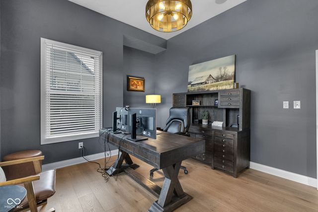 11521 Willow Bend Drive, Zionsville, IN 46077