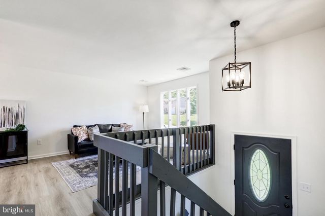 1903 MCKNIGHTS GAP RD, Reading, PA 19604