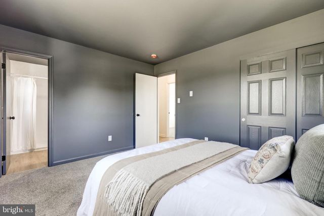 1903 MCKNIGHTS GAP RD, Reading, PA 19604