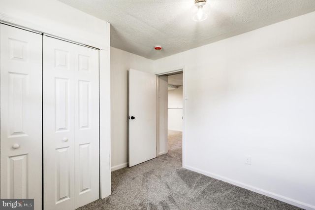 1903 MCKNIGHTS GAP RD, Reading, PA 19604