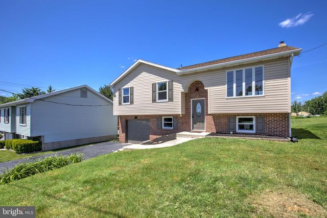 1903 MCKNIGHTS GAP RD, Reading, PA 19604