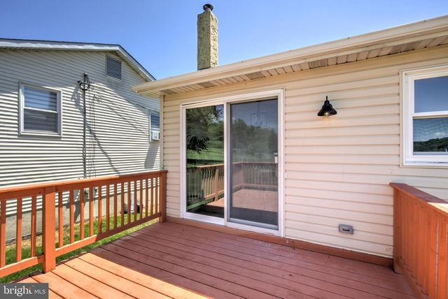 1903 MCKNIGHTS GAP RD, Reading, PA 19604
