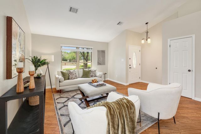 1206 Settlers Valley DR, Pflugerville, TX 78660