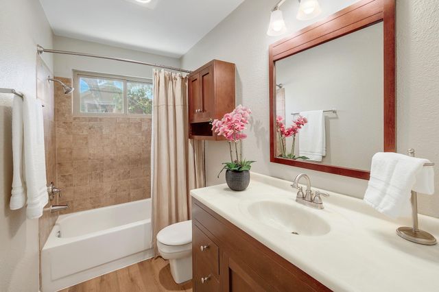 1206 Settlers Valley DR, Pflugerville, TX 78660