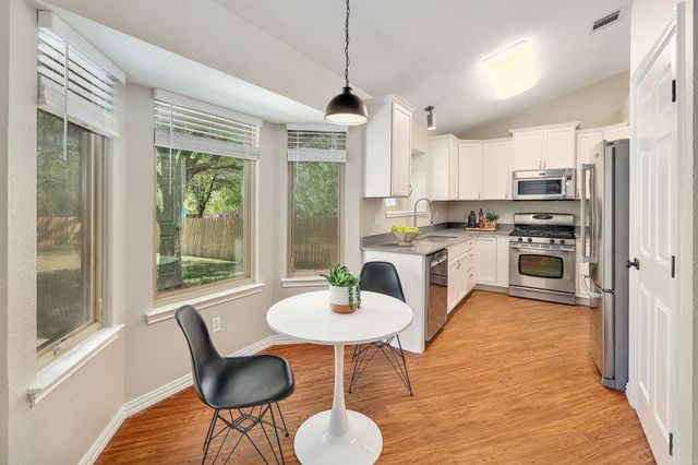 1206 Settlers Valley DR, Pflugerville, TX 78660