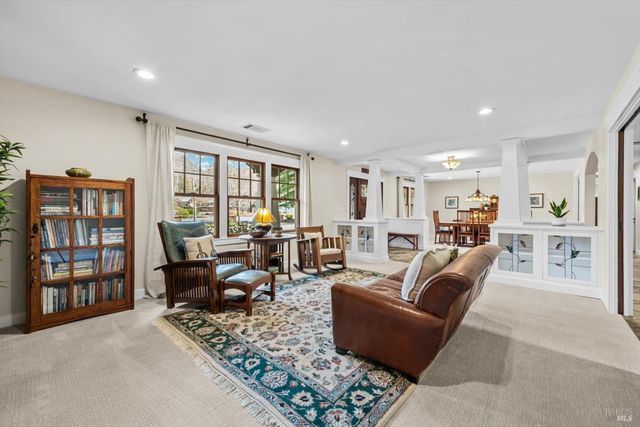 1111 Olive Hill Ln, Napa, CA 94558