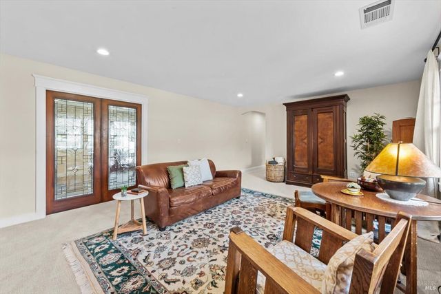 1111 Olive Hill Ln, Napa, CA 94558