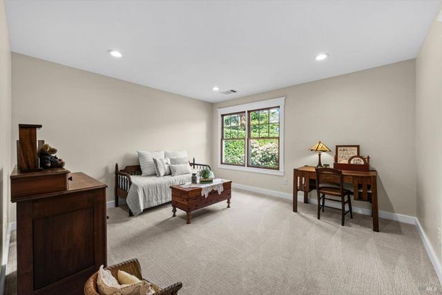 1111 Olive Hill Ln, Napa, CA 94558