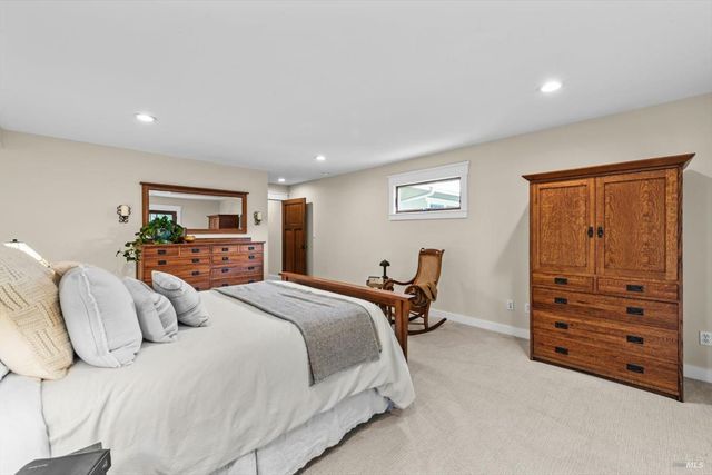 1111 Olive Hill Ln, Napa, CA 94558