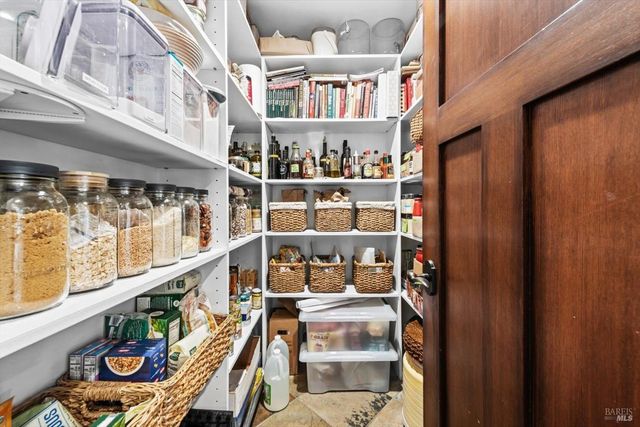 1111 Olive Hill Ln, Napa, CA 94558