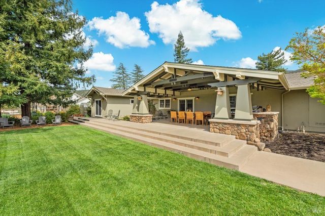 1111 Olive Hill Ln, Napa, CA 94558