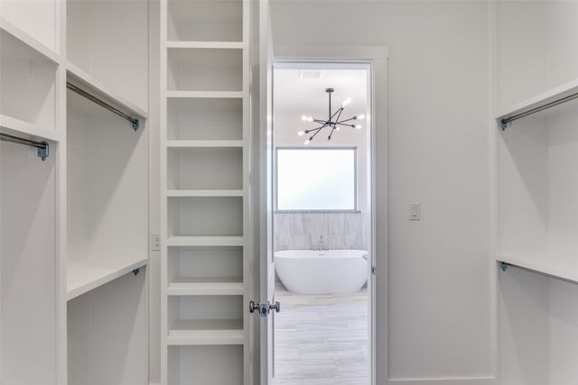 182 Fan Mill Trail, Weatherford, TX 76085